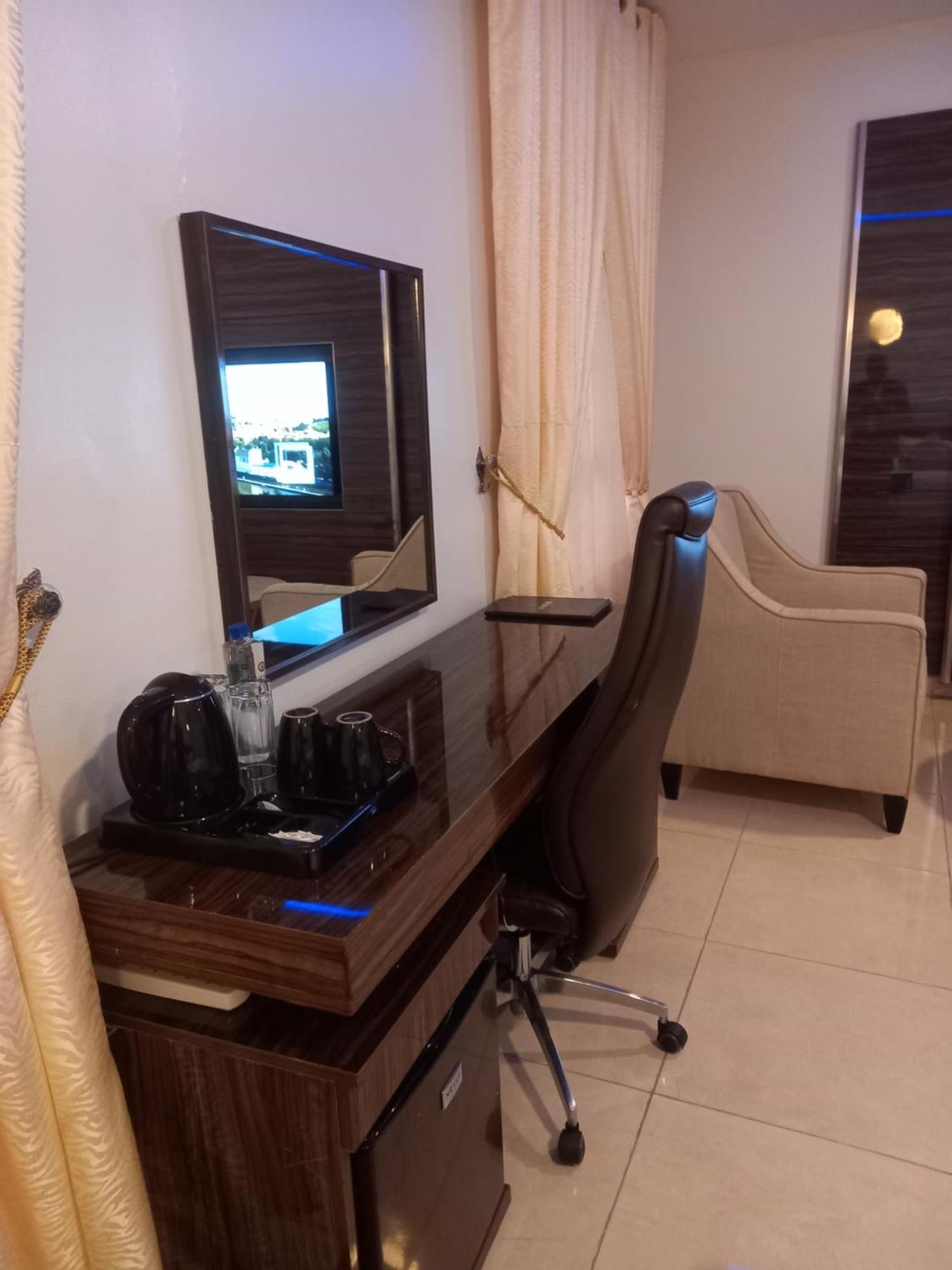 Aveon Hotel Abuja Esterno foto