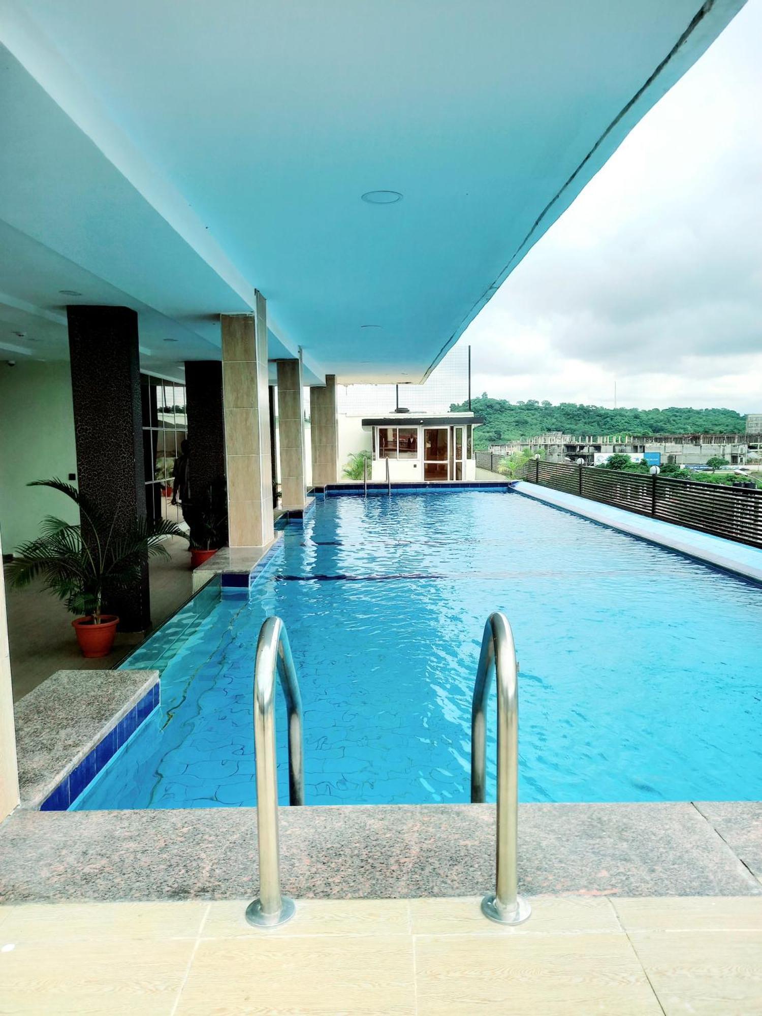 Aveon Hotel Abuja Esterno foto