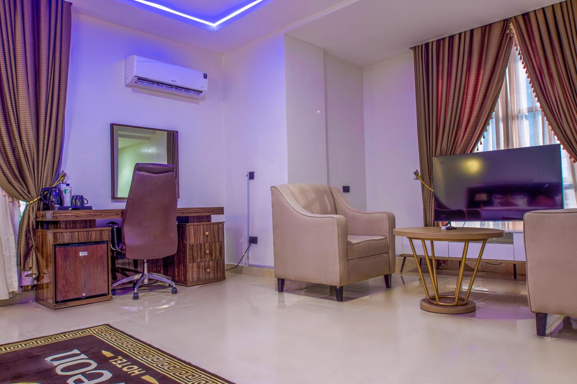 Aveon Hotel Abuja Esterno foto
