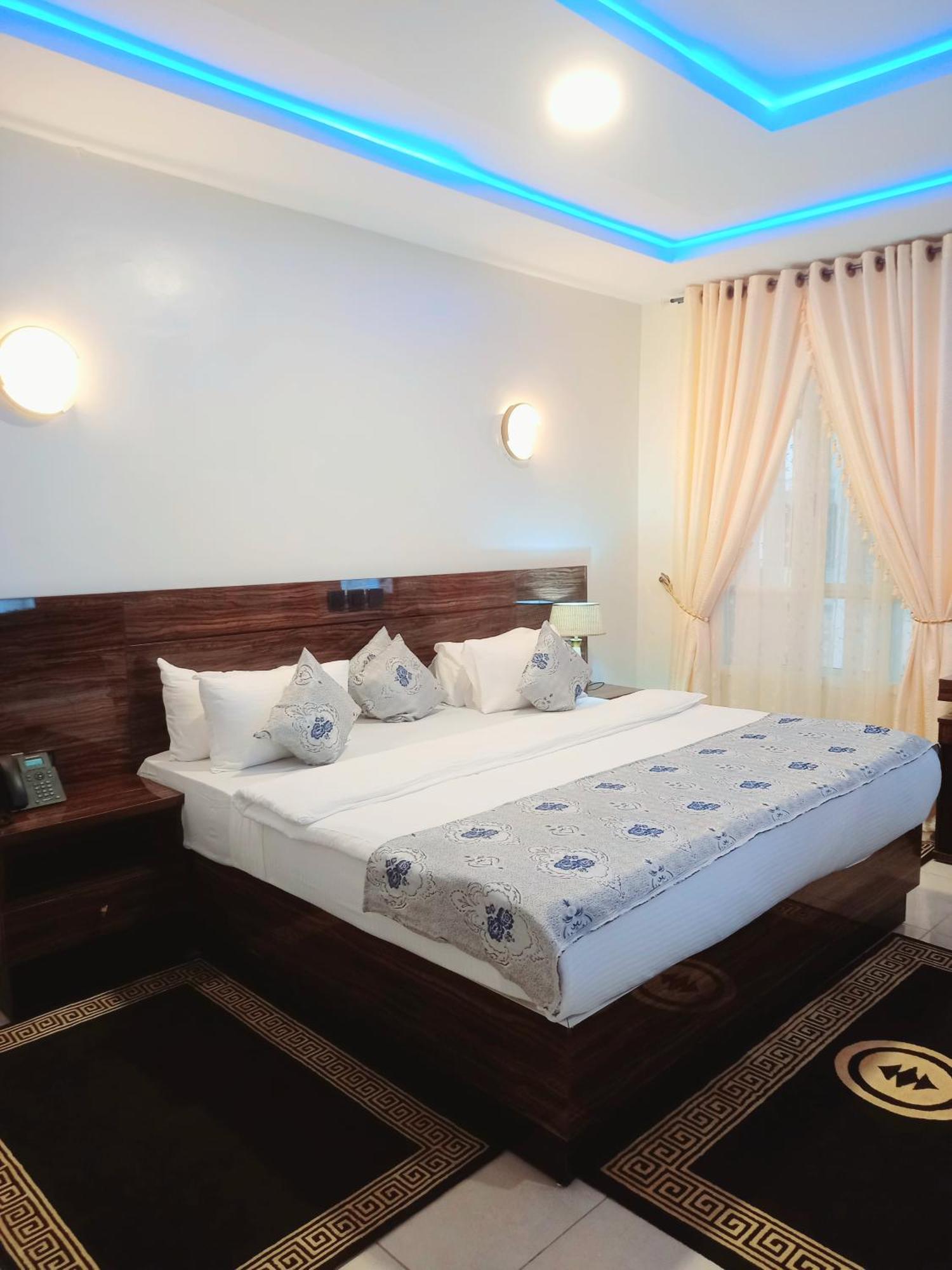 Aveon Hotel Abuja Esterno foto